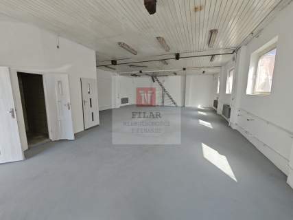 Hala magazynowo-produkcyjna socjal. 130m2