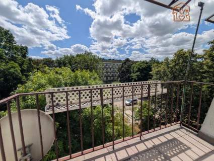 Kawalerka z balkonem, pet friendly - Mokra 21