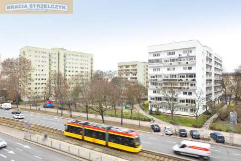 2 pokojowy apartament przy Al. Solidarności