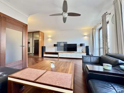 Wyjątkowy apartament na sprzedaż Podzamcze, Star