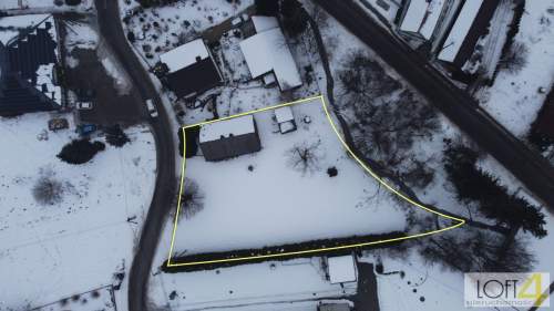 Drewniany dom z duszą na 17-arowej działce