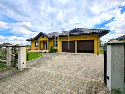 SOLIDNY DOM PARTEROWY, SKOŁYSZYN, 45AR
