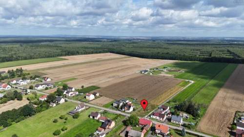 900m2 blisko lasy woda prąd w granicy prostokąt