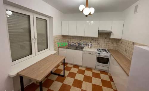 Super cena przestronny dom dla firmy