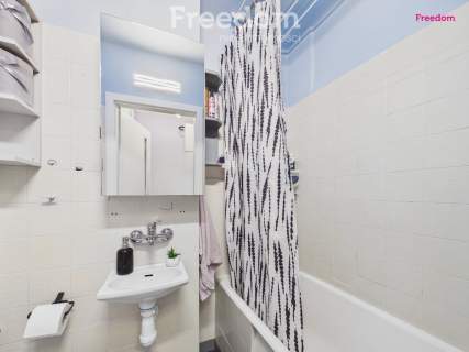 3 pokoje 47 m 4 piętro Struga-Radom