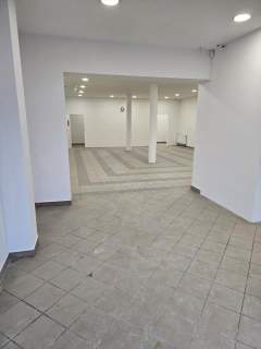 Nieruchomość komercyjna do wynajęcia, 140 m2, Warszawa