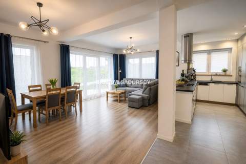 Niepołomice dwupoziomowe mieszkanie z ogród 150m2