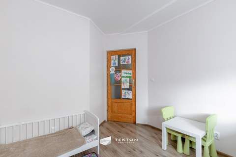 balkon duża piwnica w cenie 3 pokoje