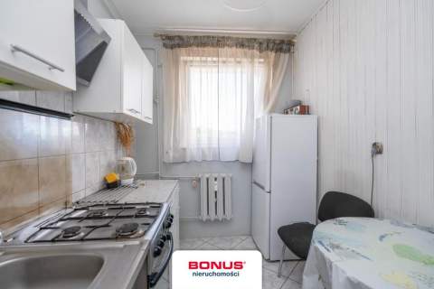 2 pokoje z balkonem