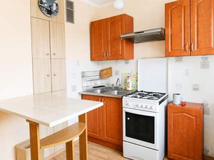Wrzosowiak 2 pokoje 3 piętro balkon do odświeżenia