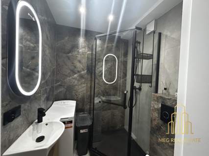 Kawalerka z oddzielną kuchnią ul.Tuwima
