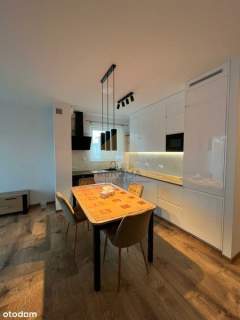 Apartament/3 pokoje/1 piętro/bielany