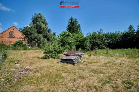 Bezczynszowe mieszkanie z 2 działkami, Stołuńsko