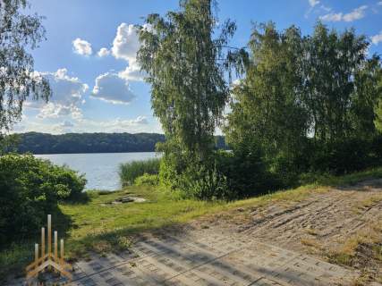 Dom wolnostojący w atrakcyjnej lokalizacji