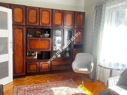 Wolnostojący dom na działce 1140 m2 Brwinów