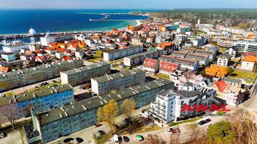 Klimatyczne mieszkanie z oddzielną kuchnią w Helu