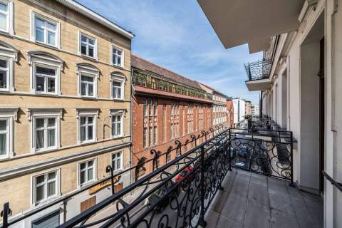 Apartament w Żelazku , dwa balkony, m.postojowe
