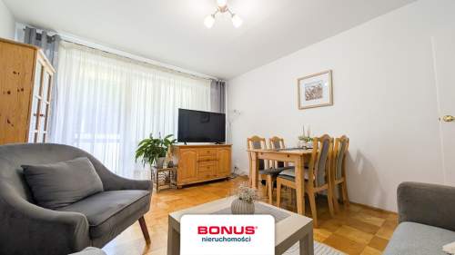 71,9 m 3 pokoje 1. piętro Blisko lasu