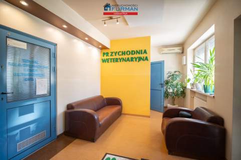 Nieruchomość komercyjna na sprzedaż, 302,6 m2, Piła