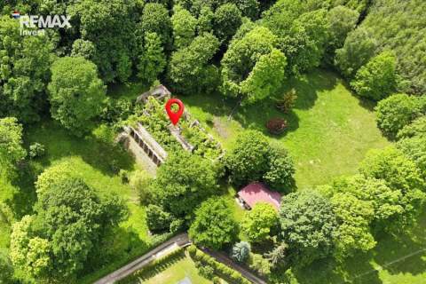 Zespół dworsko-parkowy Kołłątajówka 1,5 HA