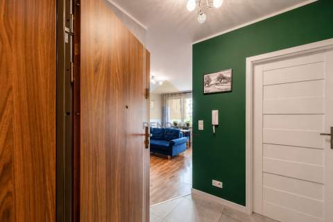 DO ZAMIESZKANIA BALKON NISKI CZYNSZ