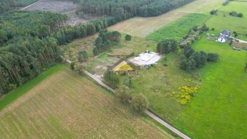 Działka przy lesie, Bolemin