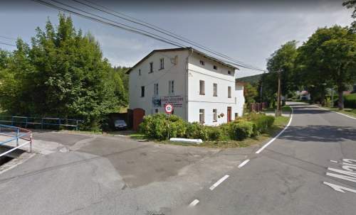Okazja Przedwojenny dom 209 m Działka 1,04 ha