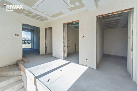 Połowa bliźniaka 140m2 z dużą działką