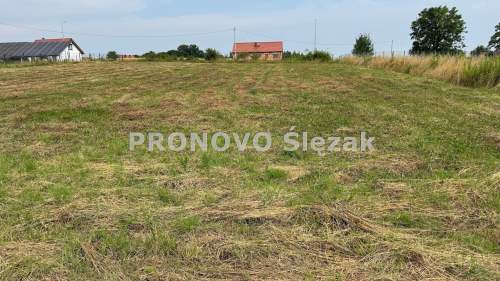Działka budowlana 18 arów, Strupina, blisko PKP