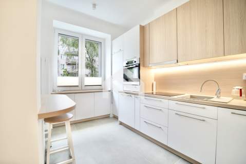 2 pokoje Praga-Płd 50m2 Balkon po remoncie