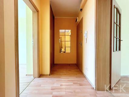 Wysoki Parter Balkon Teren Zamknięty BliskoCentrum
