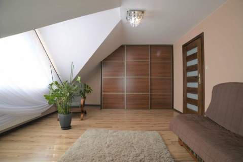 Dom 146 m2, działka 700 m2 Brynica