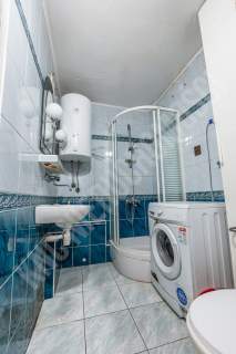 Mieszkanie 46 m2, centrum, do remontu. Polecamy