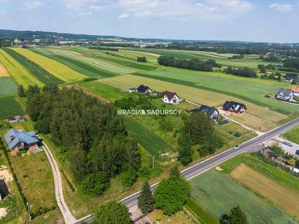 Działka budowlana / MPZP / przy głównej drodze