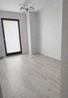 5 pokojowy apartament z tarasem i 3 balkonami