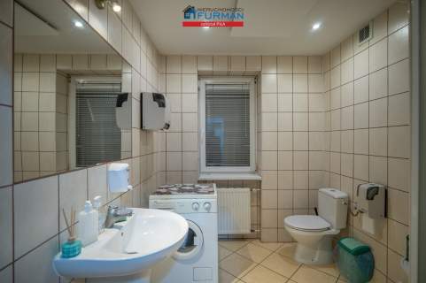 Nieruchomość komercyjna na sprzedaż, 302,6 m2, Piła