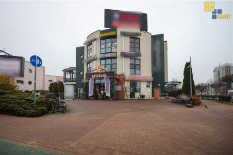Lokal w centum handlowym w Estakadzie 55 m2