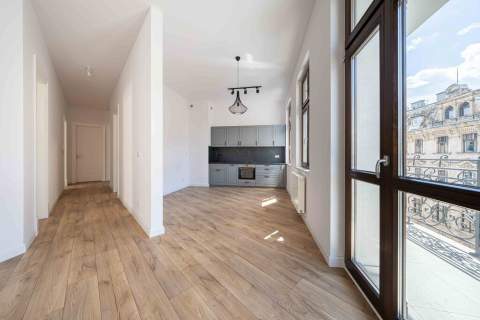 Apartament w Żelazku , dwa balkony, m.postojowe