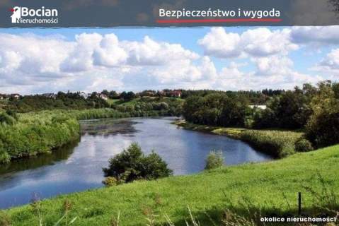 Uzbrojona działka niedaleko jeziora w Juszkowie 