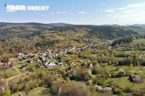 Duża działka 30 arów z 2 HA prywatnego lasu