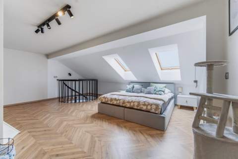 PRESTIŻOWY DWUPOZIOMOWY APARTAMENT TYCHY ŻWAKÓW