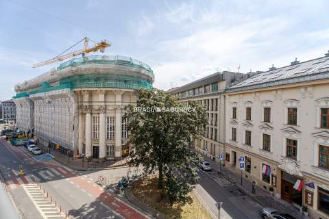 Apartament z duszą tuż przy Plantach, klima, winda