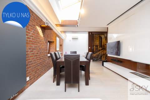 Dwupoziomowy penthouse na sprzedaż