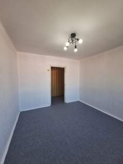 2 POKOJE 49,7 m 2 PIĘTRO UL. PARTYZANTÓW