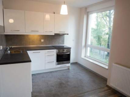 Duża kawalerka, 31 m2, balkon - Racławicka 97