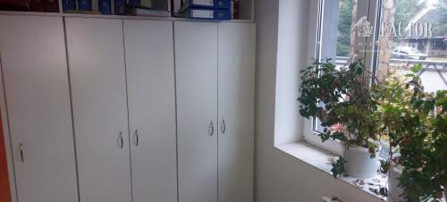 Klęczany budynek produkcyjno - mieszkalny 672S