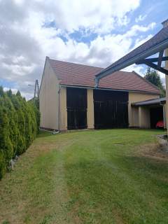 Sprzedam dom z pomieszczeniami gospodarczymi 72m2, 175 m2