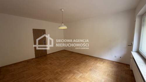 Dwupoziomowy 5-pok. lokal - Gdynia Chylonia