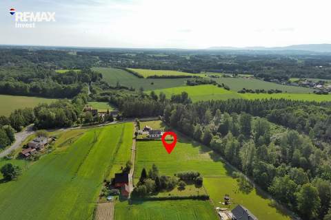 Na sprzedaż malowniczo położona działka budowlana