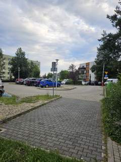 47m - 3 pokoje z prywatnym parkingiem Cieszyn - os.Liburnia